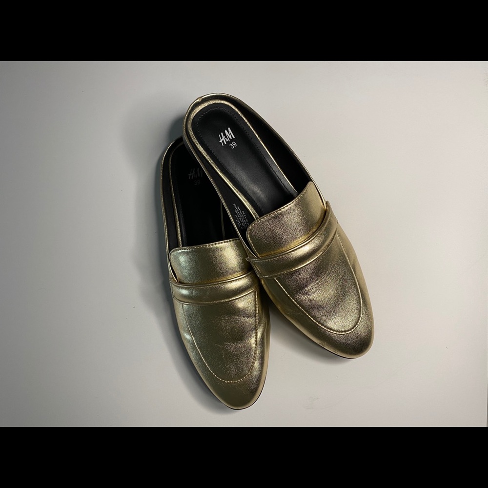 H&M | Gold Metallic Loafers